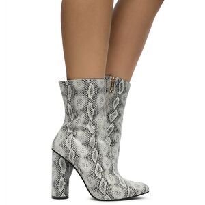 CAPE ROBBIN Women’s Gray White Black Snakeskin Print High Heel Ankle Boots Size